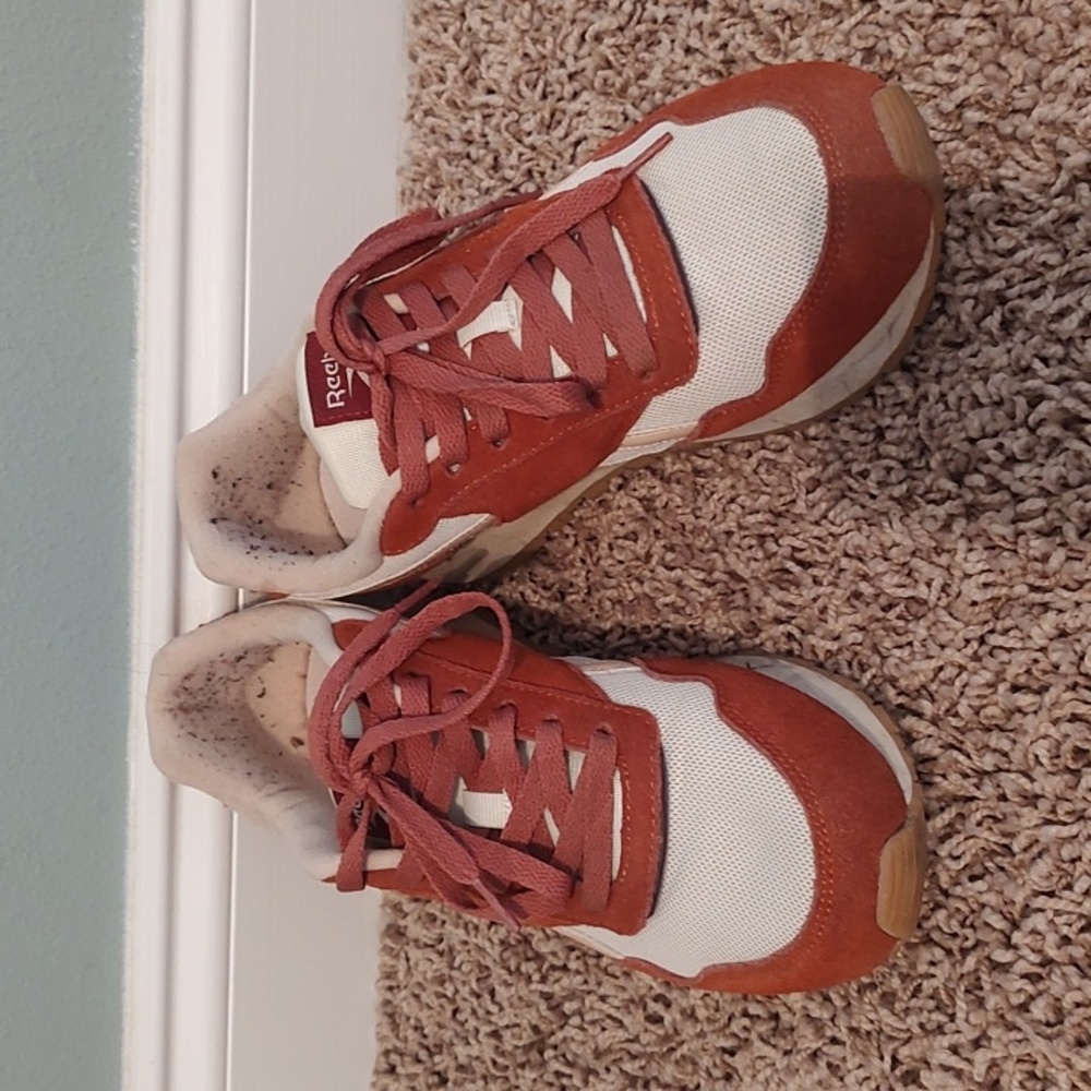 Womens Classic Reeboks Comfort Footbed